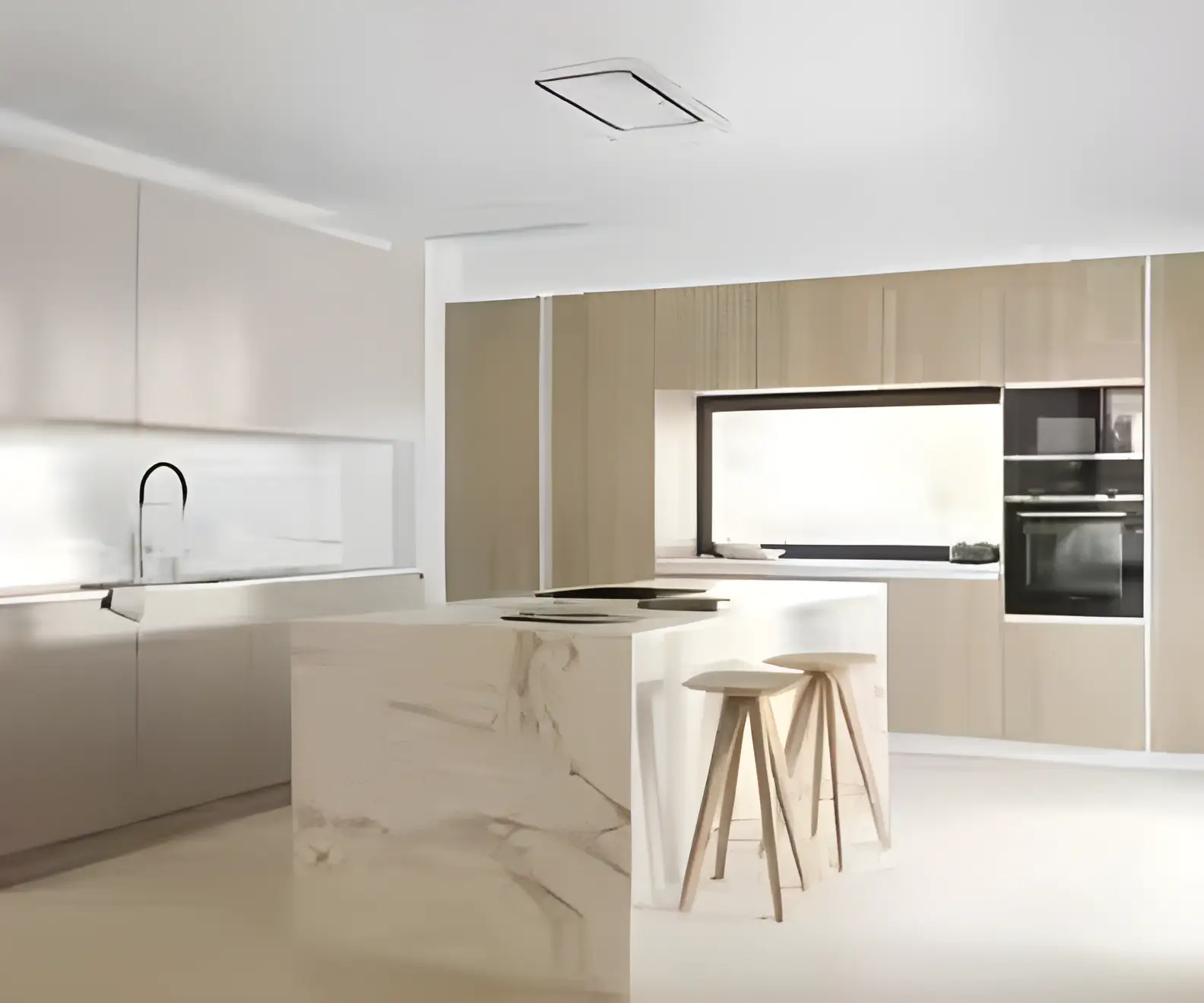 Cocina reformada en Granada con mobiliario nuevo